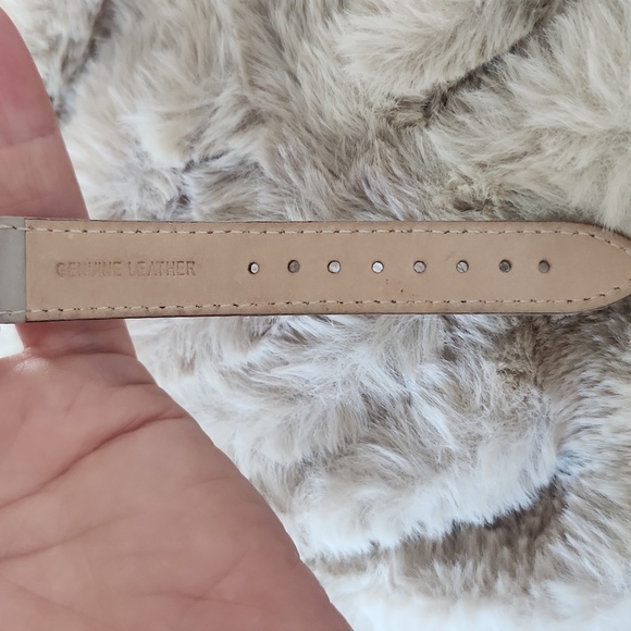 Cluse La Bohme Rose Gold And Gray Leather Band Watch - Picture 3 of 6